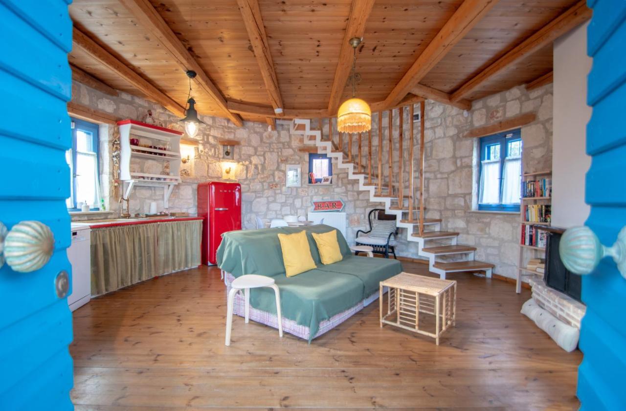 Valory's - The Tower Villa